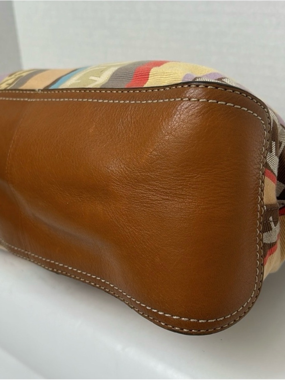 FOSSIL Shoulder Bag & Sunglasses Bundle - Picture 5 of 7